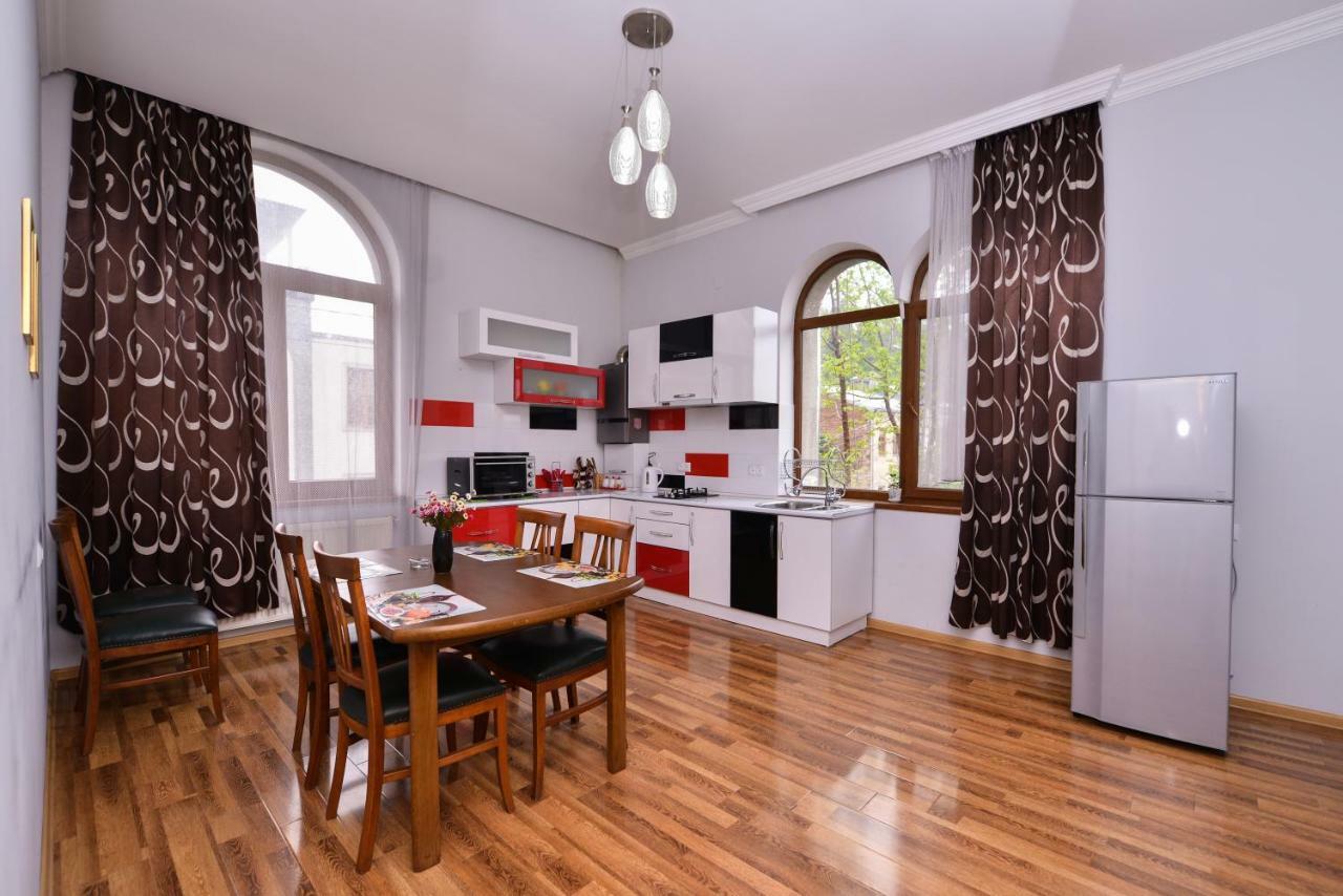 Apartment Kera Kutaisi Luaran gambar